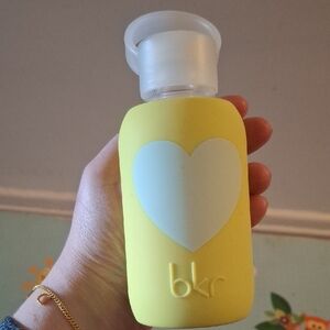 bkr Lemon Silicone Bottle with White Heart